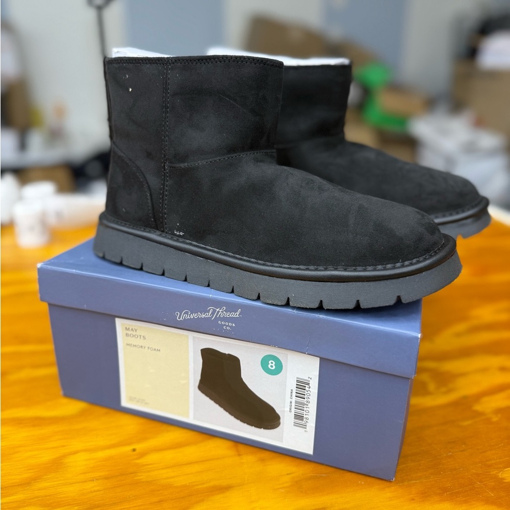 Universal Thread Black Ankle Boots